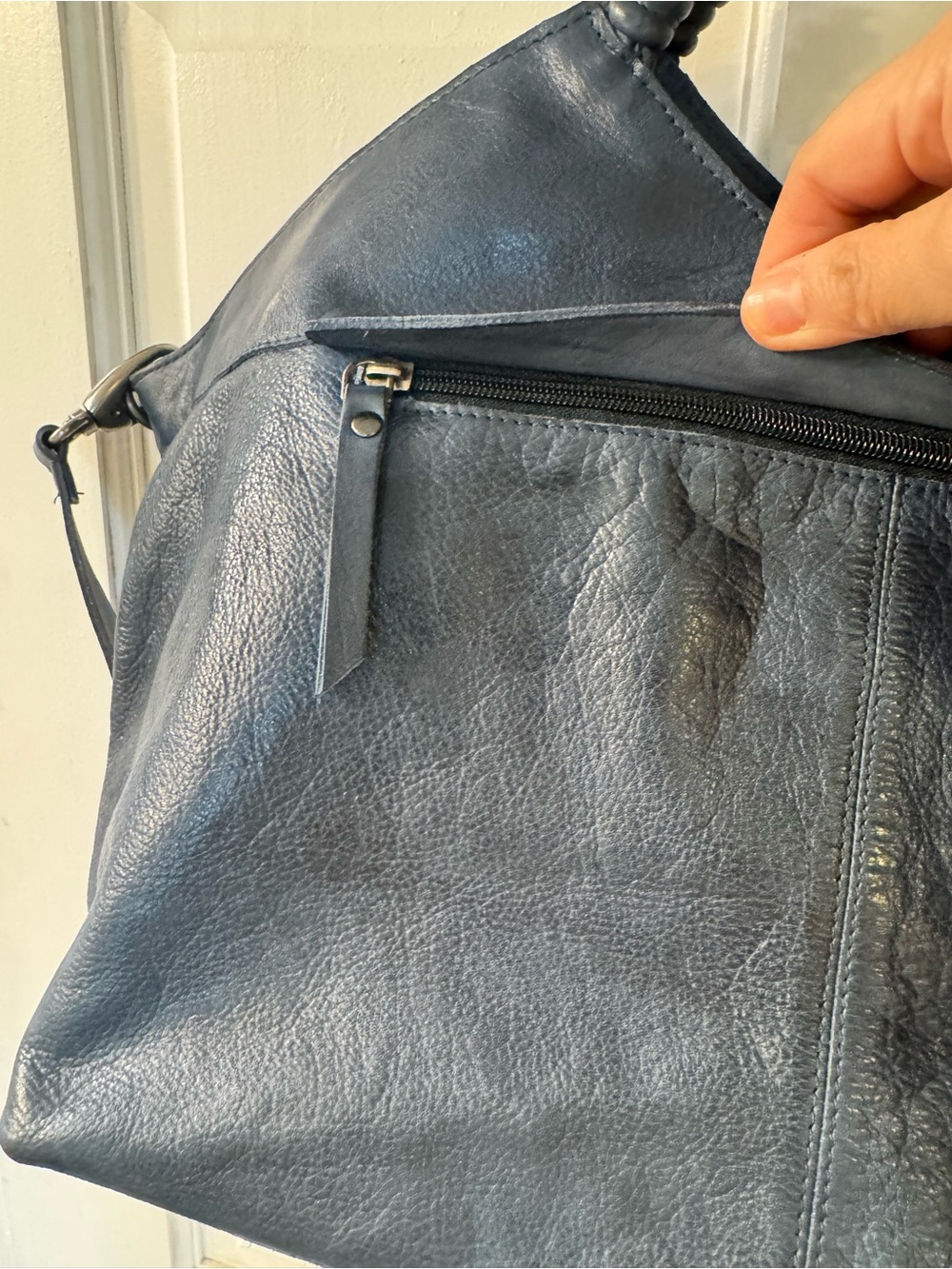 Latigo denim Blue Leather Tote with Removable Strap.. not navy - Picture 7 of 13
